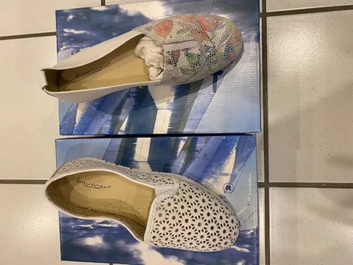 Chaussure chut en P42 chez ginet sante, Romans-sur-Isère, Ginet Santé - Bébé Cash