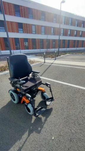 fauteuil b400